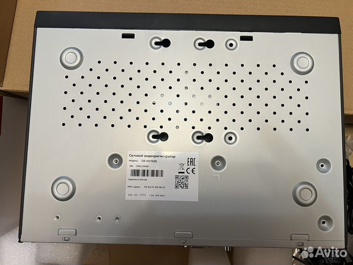 IP видеорегистратор HiWatch DS-N316(B)