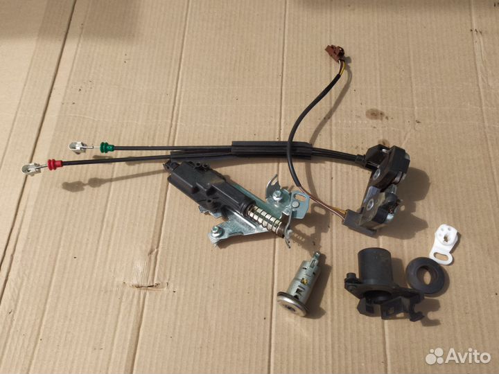 Ford fusion замок багажника и другое