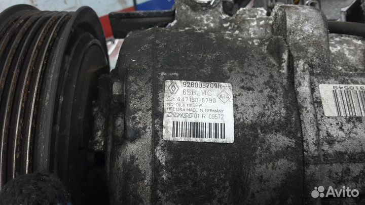 Компрессор системы кондиционирования Renault Megan