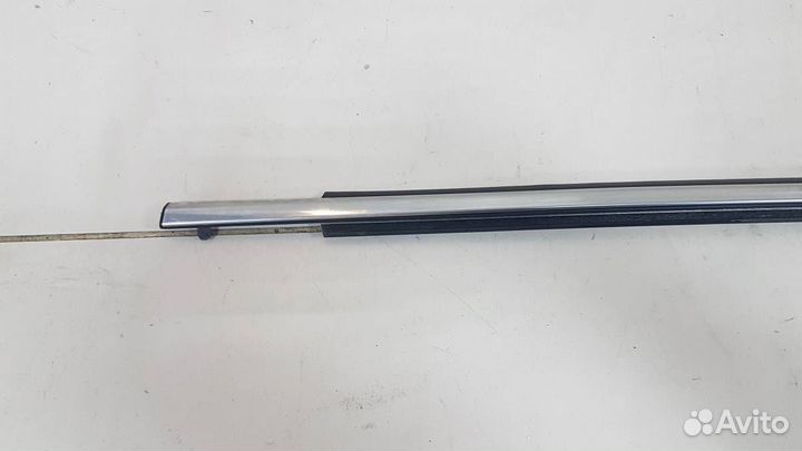 Накладка стекла заднего левого Toyota Corolla E180