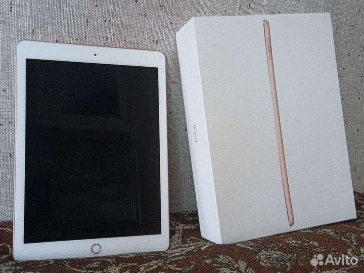 Apple iPad (6th Generation) 128Gb Wi-Fi
