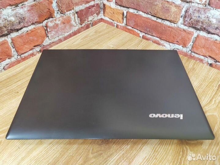 Ноутбук Lenovo с процессором i5 для игр Обмен