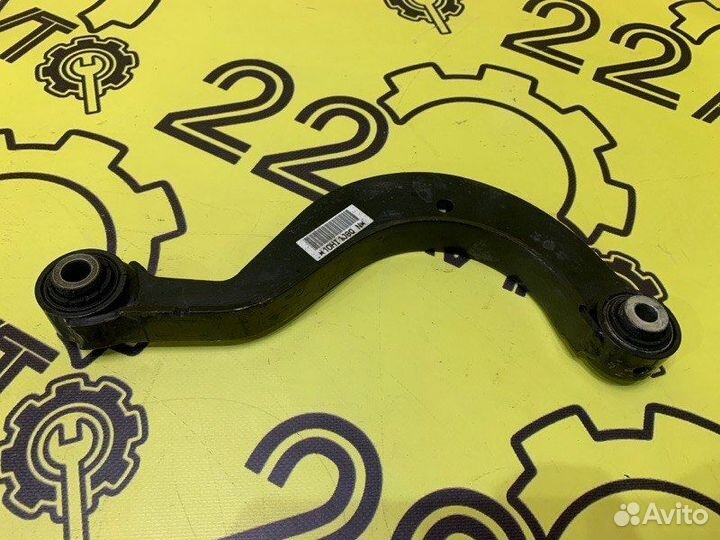 Рычаг задний левый Volkswagen Tiguan 5N1 2010