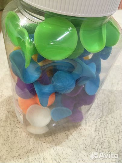 Детский конструктор. Много разных