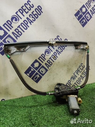 Стеклоподъемник передний правый Renault Symbol