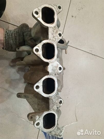 Коллектор впускной FAW Vita 2007-2010