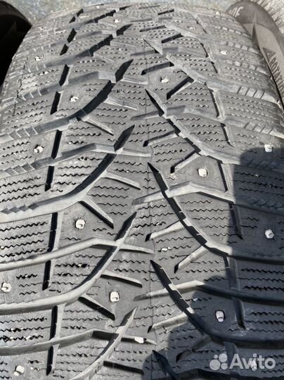 Bridgestone Blizzak Spike-02 225/45 R17 91T