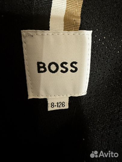 Ветровка boss на мальчика