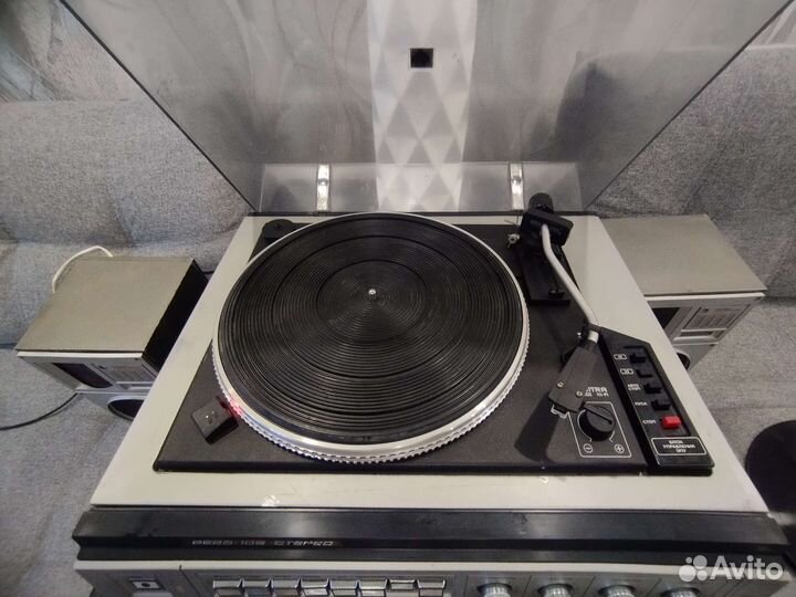 Проигрыватель винила Вега 109