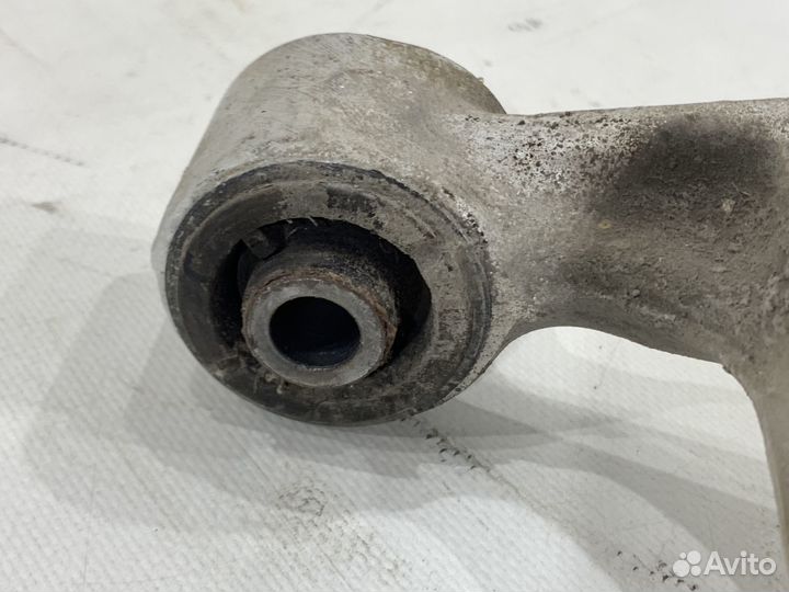 Рычаг задней подвески лев. верх. Nissan Murano Z52