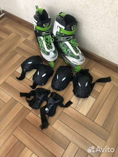 Роликовые коньки с защитами