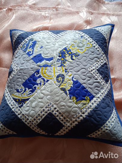 Подушечки диванные