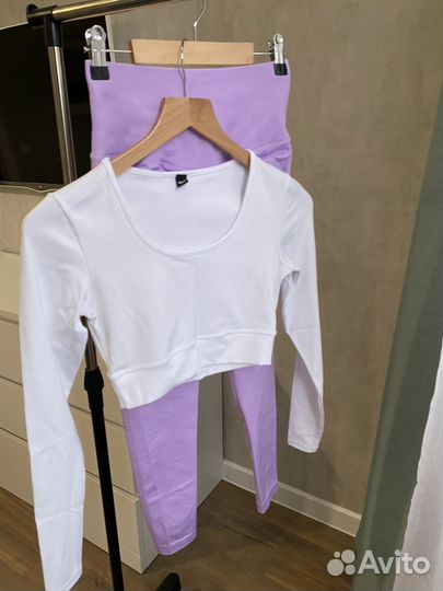 Спортивный костюм женский