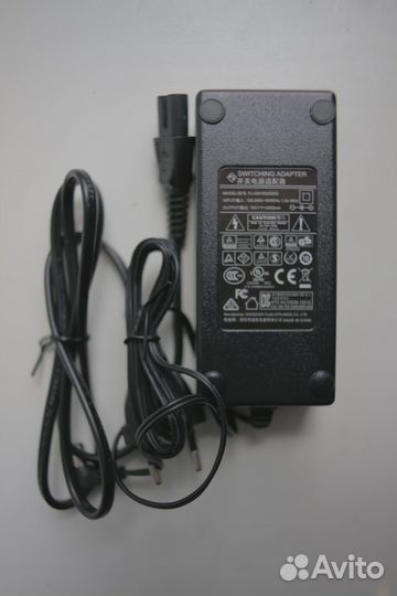 Вспышка Yongnuo YN720 Lithium (универсальная)