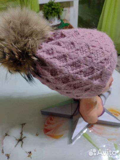 Шапка для девочки с натуральным помпоном от 2 до 7