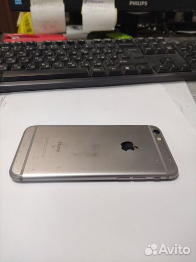 iPhone 6S, 64 ГБ