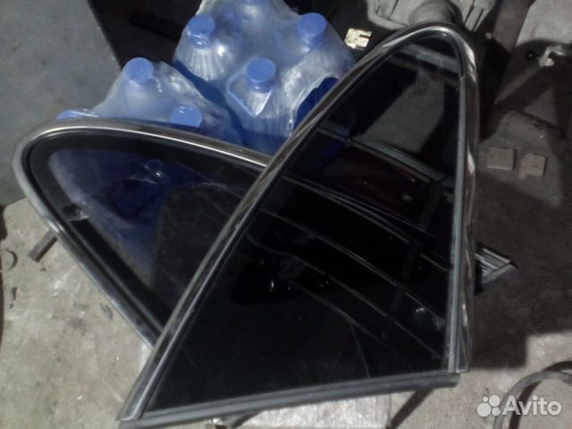 Боковая левая форточка Хонда CR-V 3