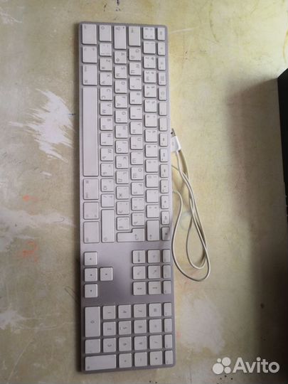 Клавиатура Apple USB Wired Keyboard (A1243)
