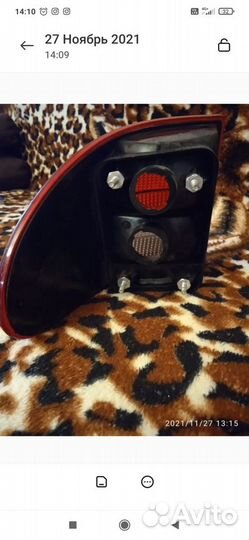 Задний правый фонарь волга