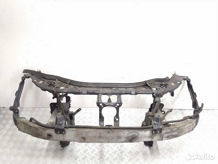 Передняя панель (телевизор) Mercedes-Benz E-Класс