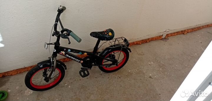 Продам велосипед детский 14 колеса