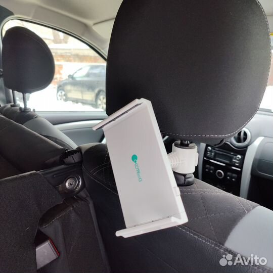 Адаптер для телефона на подголовник авто