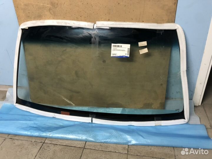 Лобовое стекло Mitsubishi Pajero 3/4 00-07