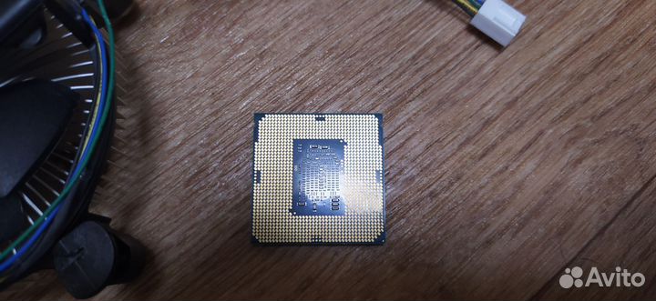 LGA1151 Pentium G4400 с кулером