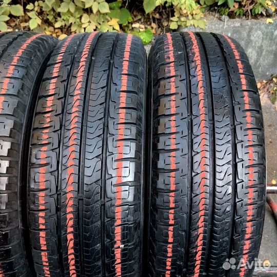 Michelin Agilis 215/70 R15C 109Q