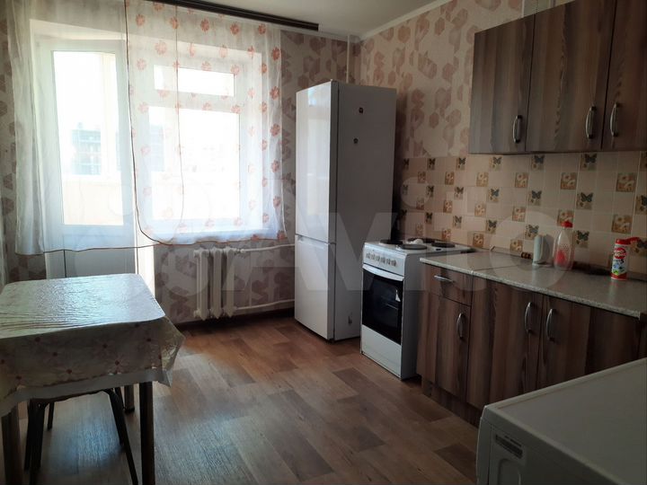 1-к. квартира, 40 м², 4/9 эт.