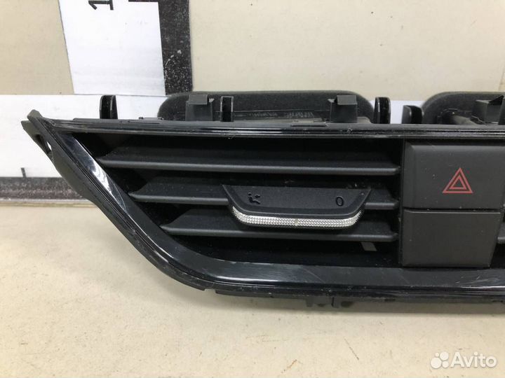 Дефлектор воздушный Skoda Rapid 2012-2020