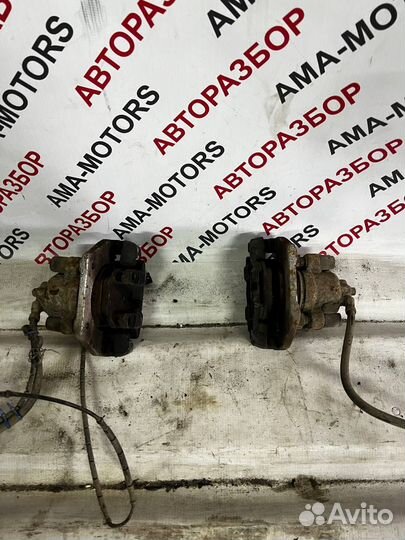 Суппорт тормозной задний правый land rover range 3