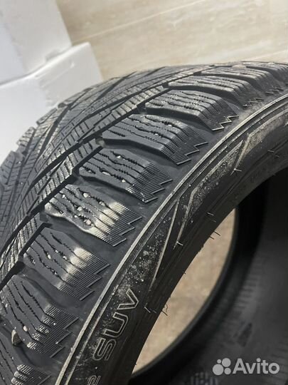 Nokian Tyres Hakkapeliitta R2 SUV 295/40 R21 19B