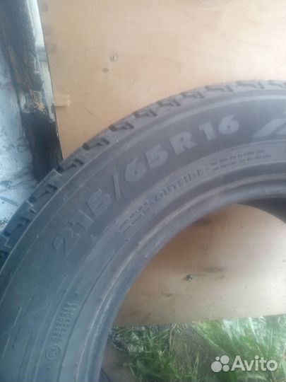 Nordman 7 215/65 R16