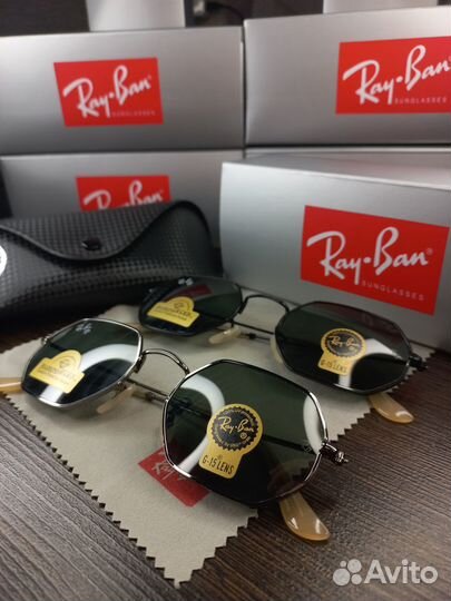 Солнцезащитные очки Ray Ban 3556