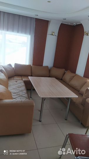 Кожаный диван бу