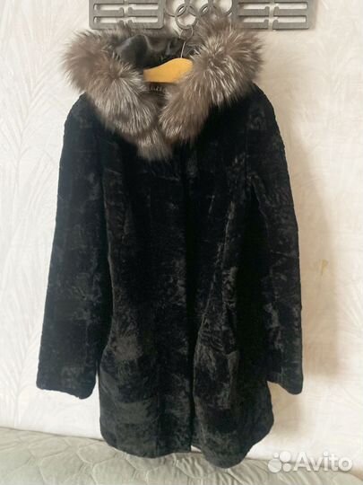 Шуба мутоновая с капюшоном