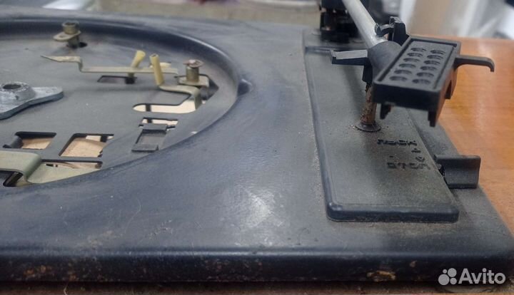 Проигрыватель винила СССР