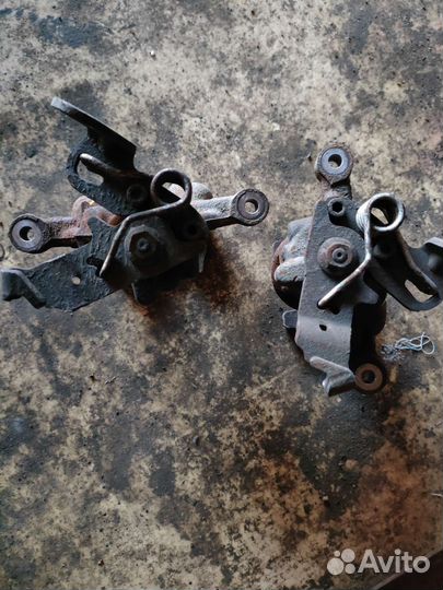 Суппорта задние на фв джетта5