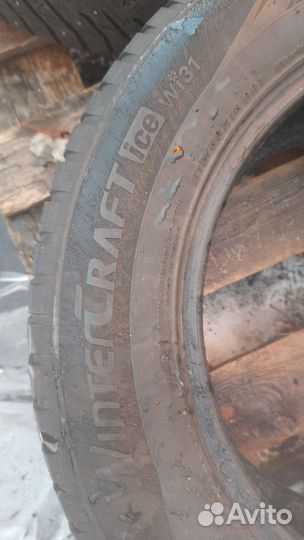 Marshal WinterCraft Ice WI31 215/60 R16 99