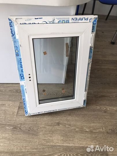 Окно пластиковое новое 500/700мм