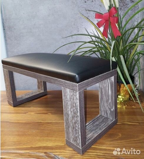 Подставка для маникюра