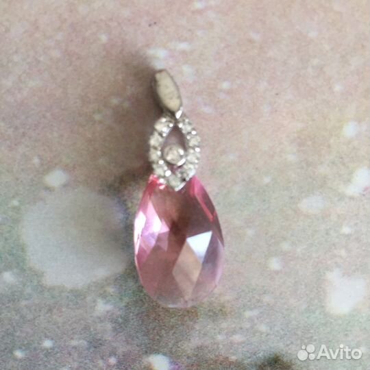 Подвеска с кристаллами Swarovski