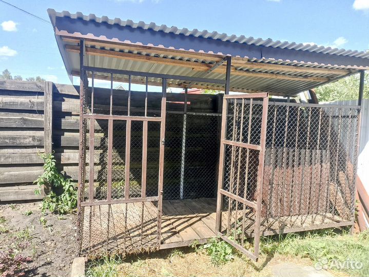 Вольер с будкой для собак