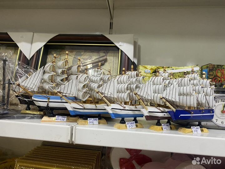 Фрегат сувенирный