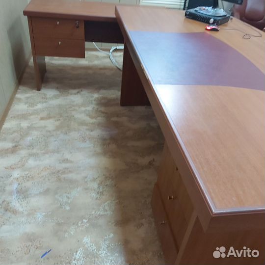 Мебель для кабинета руководителя бу