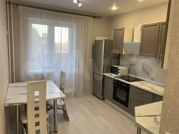 1-к. квартира, 42 м², 4/17 эт.