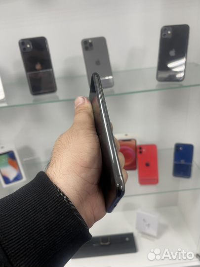 iPhone X, 64 ГБ