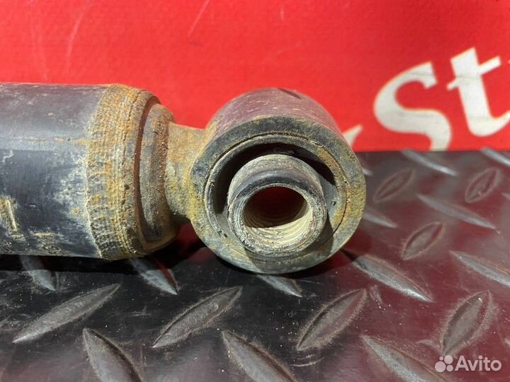 Амортизатор кабины горизонтальный