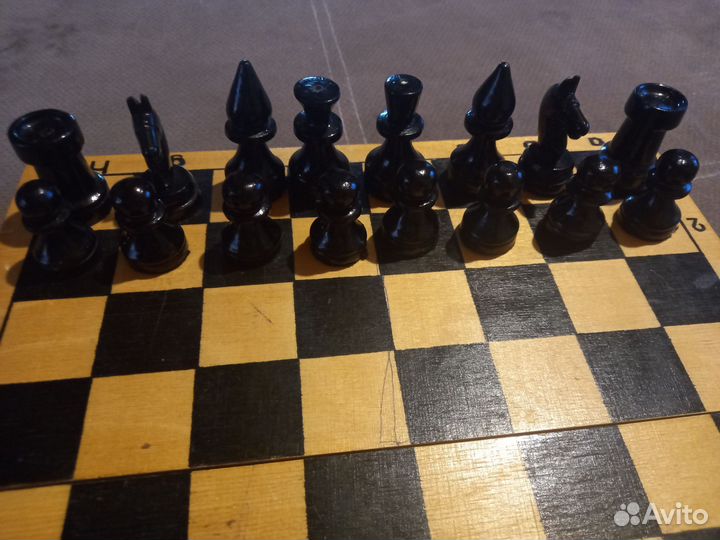 Шахматы деревянные